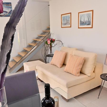 Iris Home 4 ปาราเลียกาเตอรีนิส ภายนอก รูปภาพ