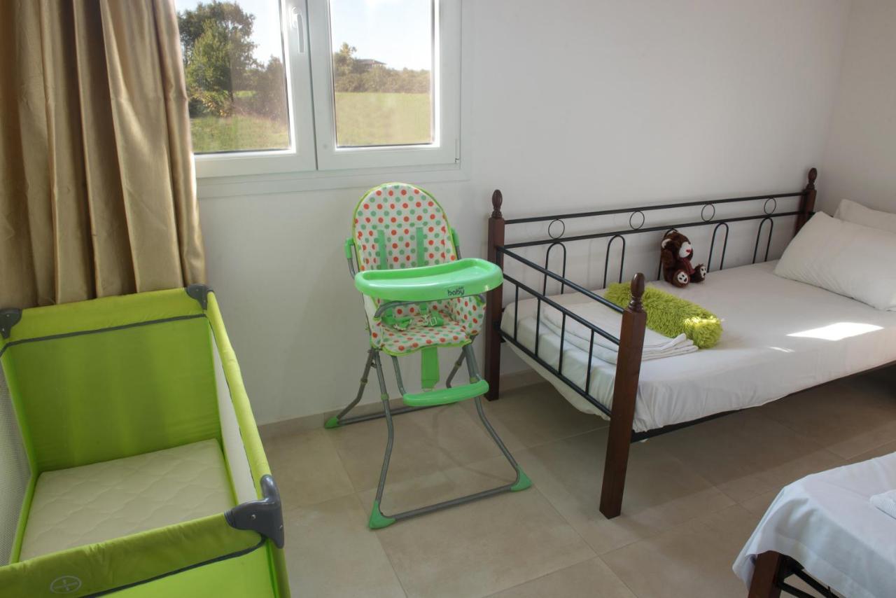Iris Home 4 ปาราเลียกาเตอรีนิส ภายนอก รูปภาพ